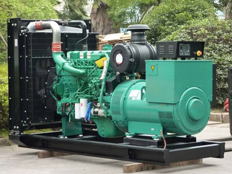 东阁镇710kw康明斯柴油发电机组